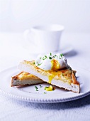 Welsh rarebit with poached egg