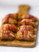 Pigs in blankets with apple