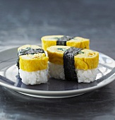 Tamago sushi with ricotta and spinach