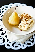 Vanilla pears and semifreddo with cookies