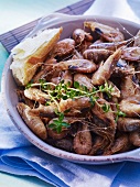 Prawns with thyme and bread