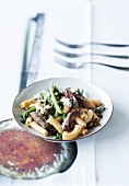 Pasta with beef, green beans and Gorgonzola