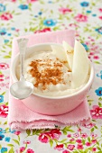 Rice pudding with melon and cinnamon