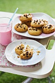 Chocolate chip cookies and a glass of strawberry milkshake