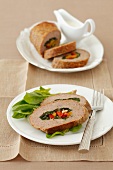 Stuffed meatloaf with spinach and pepper