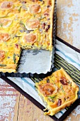 Red onion tart with goat's cheese and bacon