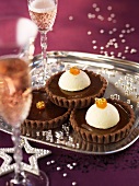 Chocolate tartlets with spiced parfait