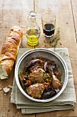 Pot-roast chicken with red cabbage, bacon and red wine