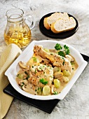 Chicken with mushrooms and grapes in a Riesling sauce