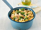 Tagliatelle with salmon and broccoli