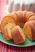 Spicy corn and carrot cake wreath