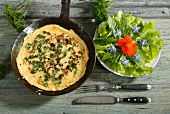 Cabbage salad and spelt pancakes with stinging nettles