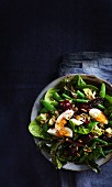 Spinach salad with beetroot, green beans, avocado and egg