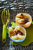 Vanilla crème with pears and grated chocolate