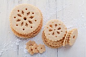 Lace biscuits