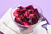 Beetroot salad with apples