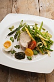 Nizzasalat mit Thunfisch, Ei und grünen Bohnen