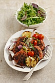 Beef burgers with grilled vegetables