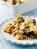 Broccoli-noodle casserole