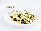 Linguine with artichokes, herbs and parmesan
