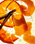 Orangen und Zimtstangen