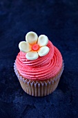 Cupcake mit rosa Buttercreme