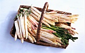 Green and white asparagus in a basket