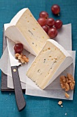 Blue cheese, walnuts and red grapes