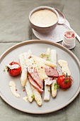 White asparagus with Tafelspitz (beef boiled in broth) and remoulade