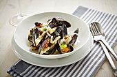 Mussels in white wine and garlic sauce