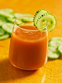 Vitamin-rich juice made from apples, carrots and cucumbers