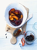Plums in vinegar with cinnamon and cloves