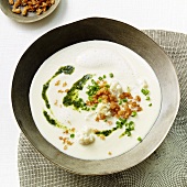 Cream of cauliflower soup with pesto