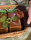 Home-made dried pear purée as a gift