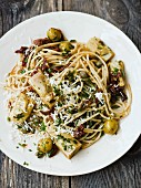 Spaghetti with artichokes, olives and sundried tomatoes