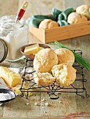 Cheese rolls with chives
