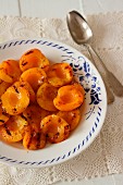 Grilled apricots with honey