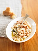 White beans with tuna and onions
