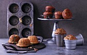 Drei Tassenkuchen: Spinat-Gorgonzola-Küchlein, Nordseekrabben-Dill-Küchlein, Gemüse-Walnuss-Küchlein
