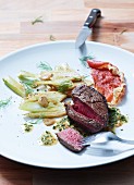 Rump steak with slices of fried fennel