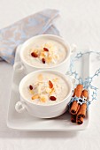 Almond and rice soup with raisins, for Christmas