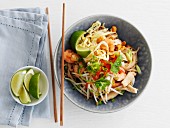 Pad Thai (Thai noodle dish) with chicken and shrimp