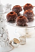 Mini Bundt cakes with grated chocolate