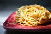 Pasta con la mollica (spaghetti with breadcrumbs and lemon zest)