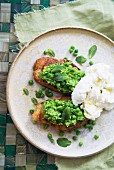 Mushy peas with mint on toast