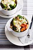 Gratinated pasta bake with broccoli