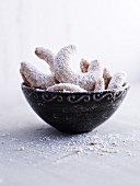 Vanilla crescent biscuits in a ceramic bowl