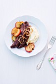 Fried veal liver with apples, onions and mashed potatoes