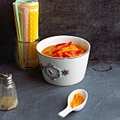 Sauerkrautsuppe mit Paprika & Kartoffeln