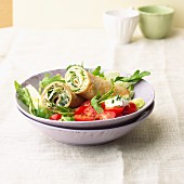 Dinkel-Wrap mit Ziegenfrischkäse und Salat